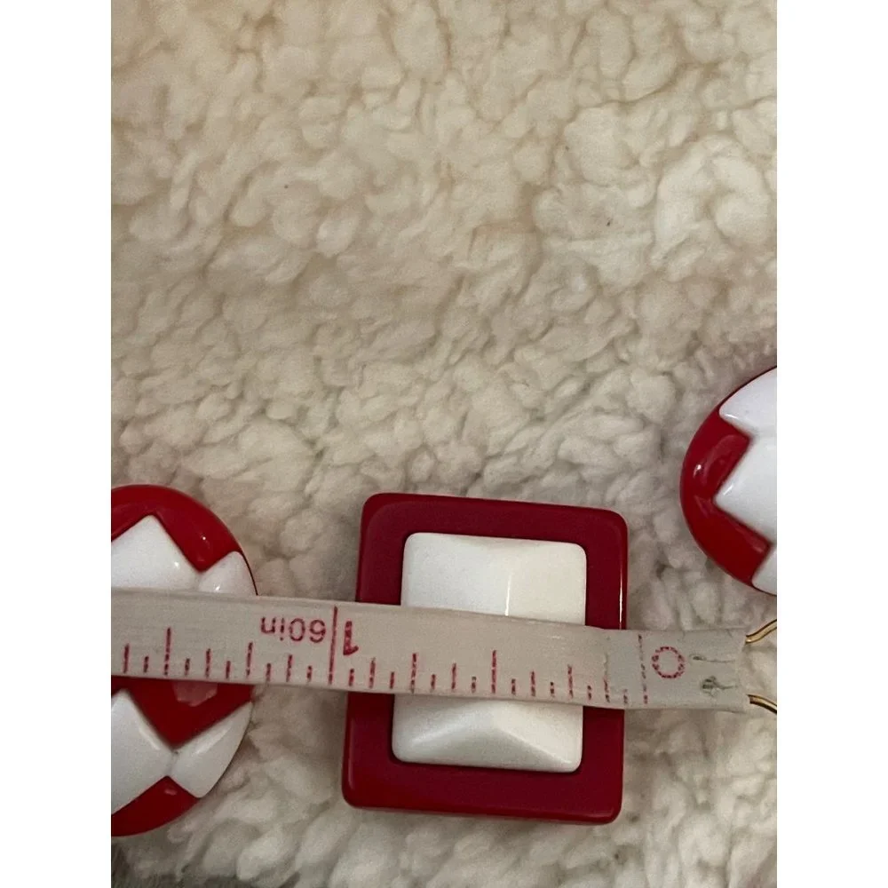 Vintage Red/White Design Pierced Earrings 2-Pairs - Picture 9 of 12